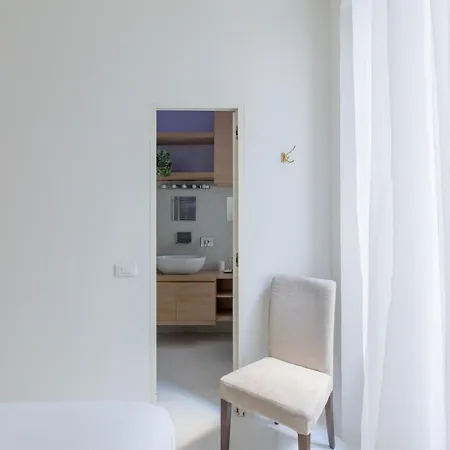 Апартаменты Iflat Charming In The Heart Of Рим