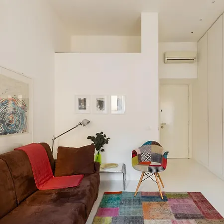 Апартаменты Iflat Charming In The Heart Of Рим